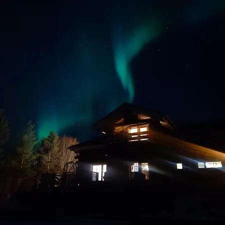 Kaunis Ja Tyylikaes Lomatalo Koko Perheelle Rentouttavaan Lomaan