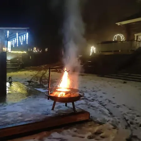 Kaunis Ja Tyylikaes Lomatalo Koko Perheelle Rentouttavaan Lomaan *