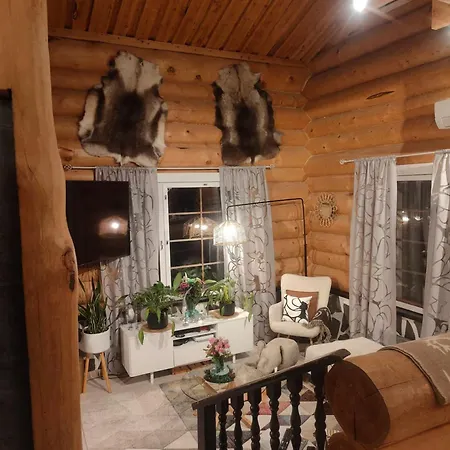 Kaunis Ja Tyylikaes Lomatalo Koko Perheelle Rentouttavaan Lomaan