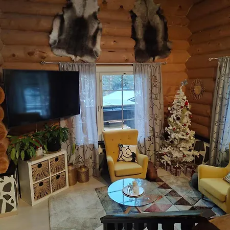 Kaunis Ja Tyylikaes Lomatalo Koko Perheelle Rentouttavaan Lomaan
