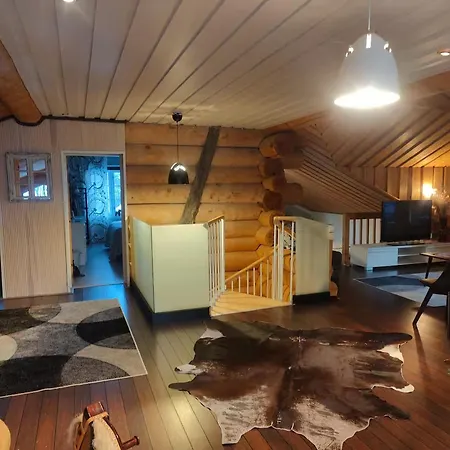 Kaunis Ja Tyylikaes Lomatalo Koko Perheelle Rentouttavaan Lomaan Rovaniemi